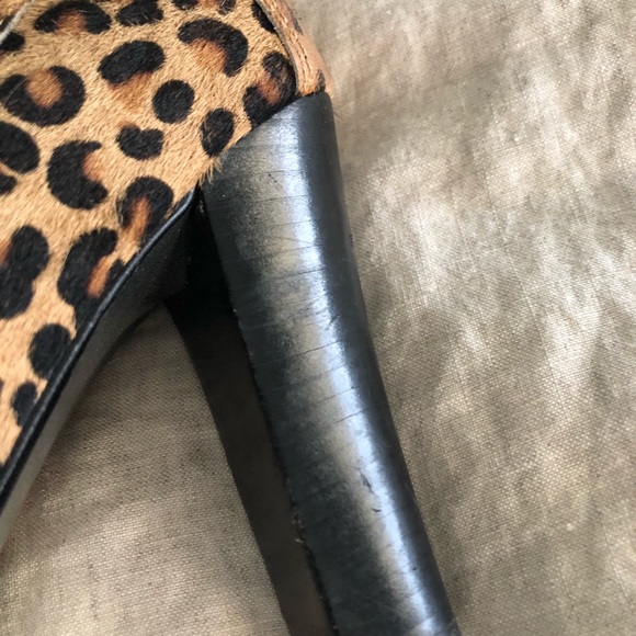 Leopard Print Pumps - Picture 3 of 4